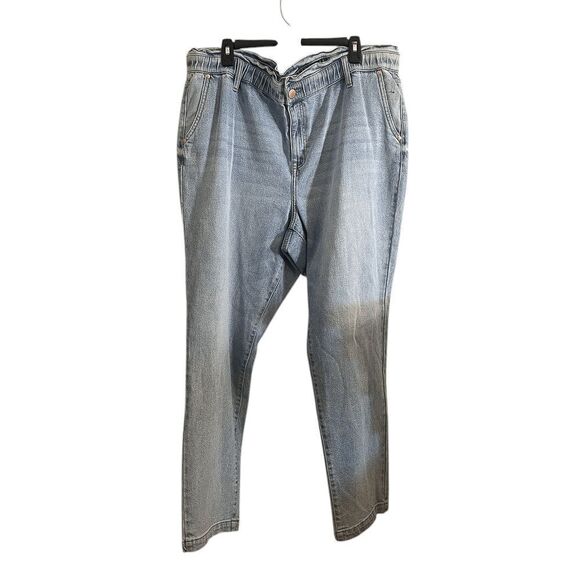 Lane Bryant Light Wash Denim Jeans Large || Elastic Waist - Picture 1 of 3